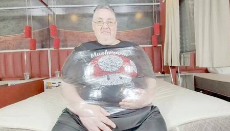 I LOVE KISSING YOUR CHEEKS MY LOVE - BY PENELOPE PINK - CLIP 1 IN FULL HD