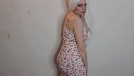 M - Pretty dress Farts