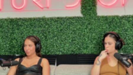 Josie Tucker Talks Dirty With Violet Reign, Wild Hookups, Content Trades, Gaping Holes