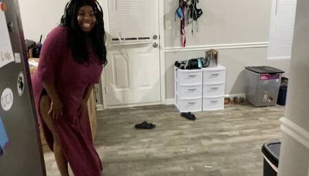 Shrinking boyfriend for Dinner