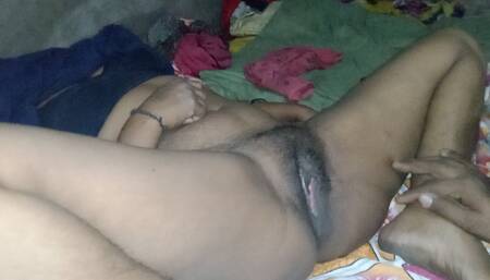 Desi bhabhi ke  devar ne apni bhabhi ko choda bahut hard sex ki bhabhi ji