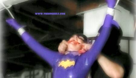 Batgirl Spreadeagle in the Dungeon Lair! HD-avi