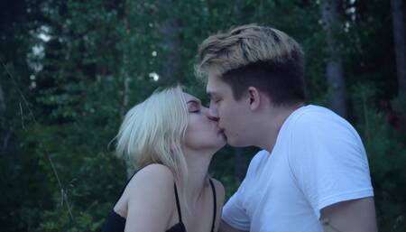 A Romantic Picnic with a Blonde Ended with a Blowjob! 4K