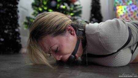 Suffering Under The Christmas Tree Part 1