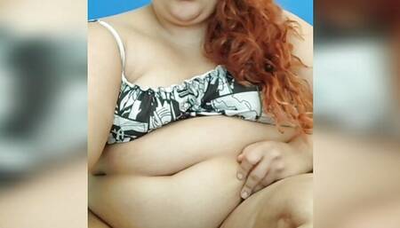 fat girl eating - Pig - Spanish