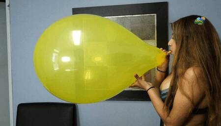 Vivian Interviewed B4 Her 1st Blow to Pop HD WMV (1920x1080)