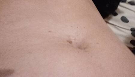 Trust me you dont wanna miss my wet pussy en anal allebeide gaatjes...Ik zal je zo eens een show gaan geven van 13 minuten ????Zet je geluid maar aan schatje .. ik wil dat je mij hoort kreunen en kijk hoe heerlijk nat mijn kutje is...