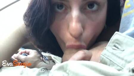 Teen Blows me while Driving