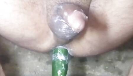 Khira desi big ass boy in bathroom dewani phudiwali Pakistani guy in bathroom