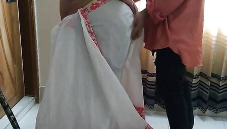 Desi Saas Ko Mast Chudai - Fuck Indian mother-in-law while sweeping house (Priya Chatterjee) Hindi Clear Audio