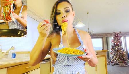 Cooking and Eating My Favorite Asian Noodles