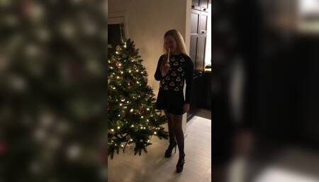 Listen and see how I let the peak of the Christmas tree slide into my wet pussy ????????