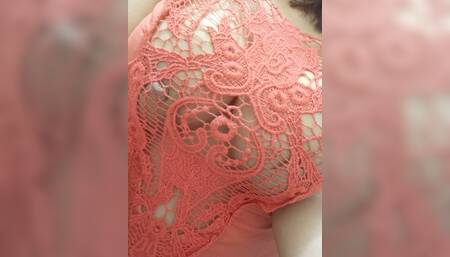 Tetas y pezones grandes