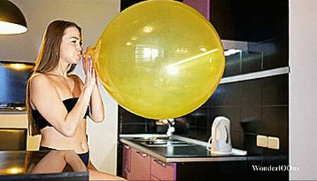 Emma B2P big yelllow Full HD