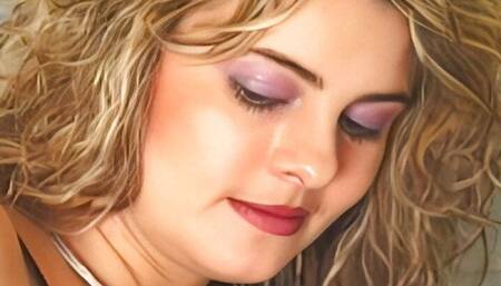 that is a beautiful parrot but my tail is a thousand times more beautiful