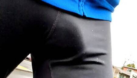 Big Public dickprint showoff