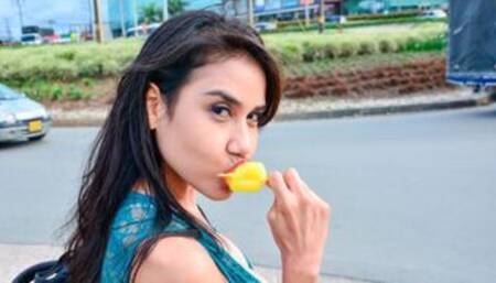 Sweet busty model Bella Dulce takes a huge boner in the mouth