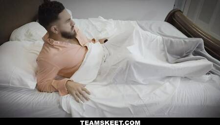 Come Play with Us! Evil Twinning STEPSIS Suck me OFF