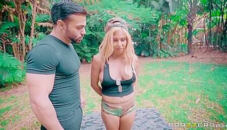 Desiree Lopez And Derrick Ferrari In Big Booty Recruit