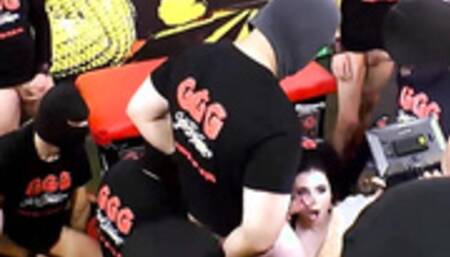 Fantastic slut mira cuckold gets extreme bukakkes