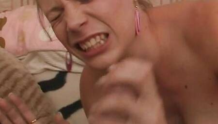 Watch this great brunette whore in hot POV blowjob act - classic retro homemade homesex amateur porn