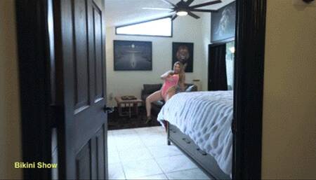 Coco Vandi in Theme Park Vacation with Free Use step Mom - Bikini Show (HD-720p)