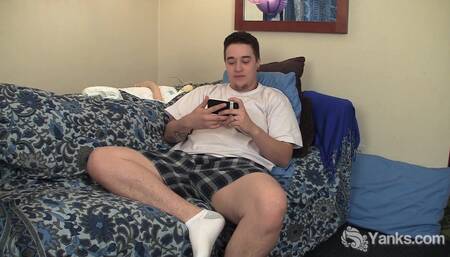 Transgender Skyler Fucks Himself