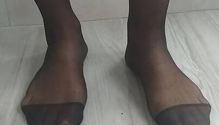 Turk pantyhose foot fetish mature