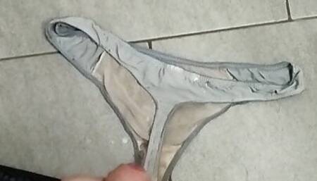 cum in panty2