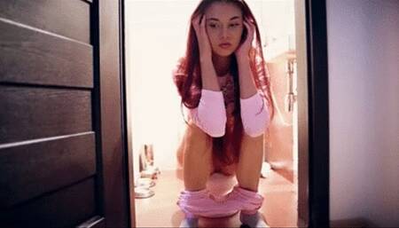 Mini toilet  mp4 FULL HD