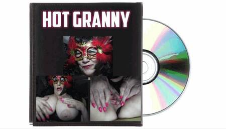 ABUELITA CALIENTE Y PERVERSA