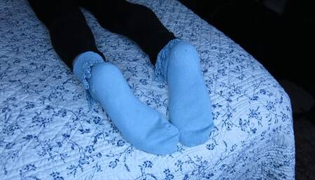 Donna's heel gets skewered from a different angle!