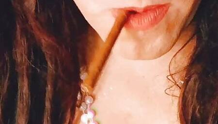 JoanaLoveTs smoking and showing huge cock