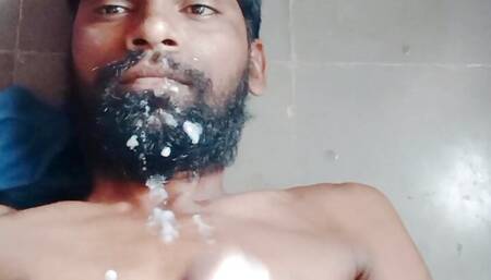 Rajeshplayboy993 cumming on the face
