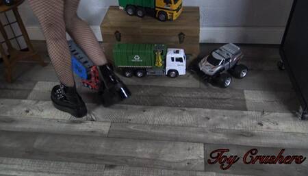 Garbage Trucks N Trucks Crush