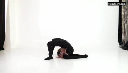 Nylon xxx with bubbly miss from Flexy Teens