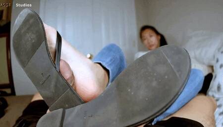 CF flip flops and toejob fun  - MP4