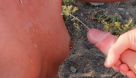 Quick blowjob at the beach. - Huge cumshot over her sweet tits! -