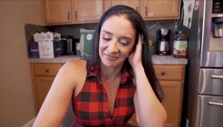 Sheena Ryder - Warming My Stepmom Up For My Dad