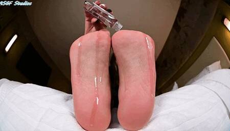 Small girls playful wrinkly soles, foot virgin Part 4 - MOV