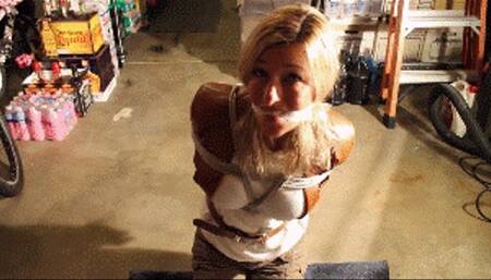 Attack on Bondage! Amy Anderson captured and tied up by Raven Jones