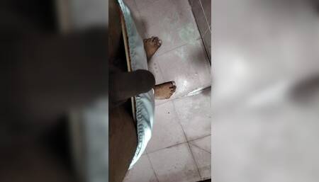 Anjali ko mene choda bathroom me