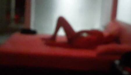 blonde masturbating in bed . Loira se masturbando