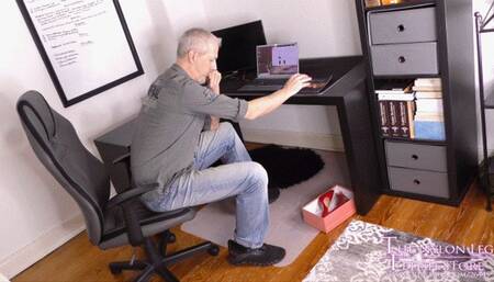 Footjob under secretarys desk HD-MP4