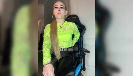 you crave my attention, you wish you could have a Goddess like me.