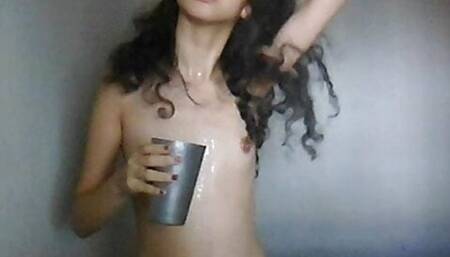 xxjodn pouring cold water on me