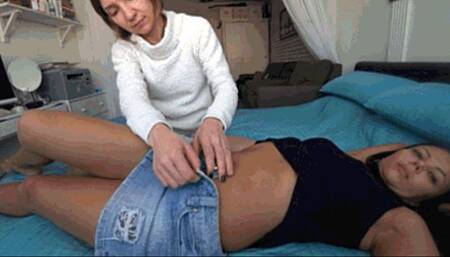 BELLY BUTTON LICKING  Sm (B)