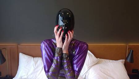 Full latex enclosure hood - Latex Fashion shoot