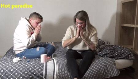 98 female sneezes (Miley, Solaine & Chloé) HD - WMV