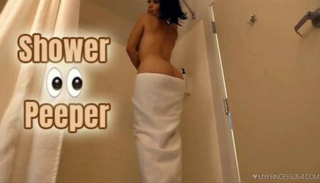 Shower peeper 2023